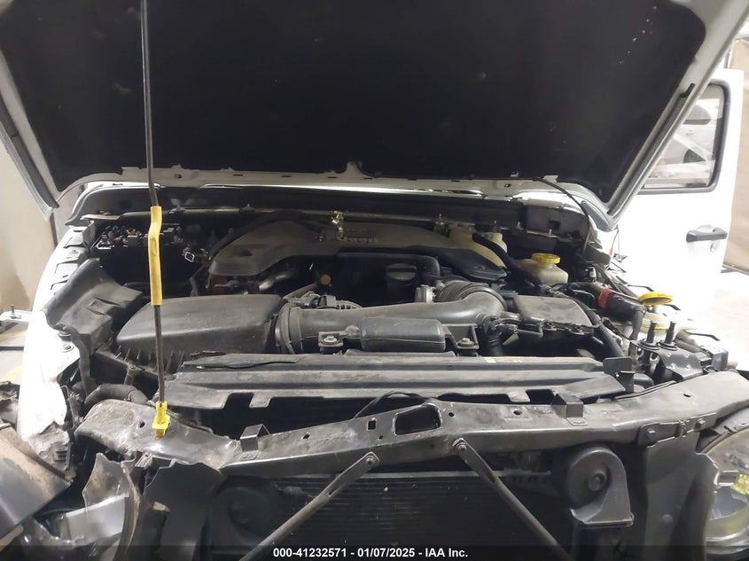 2018 JEEP WRANGLER UNLIMITED SAHARA 4X4 - 1C4HJXEG9JW209167