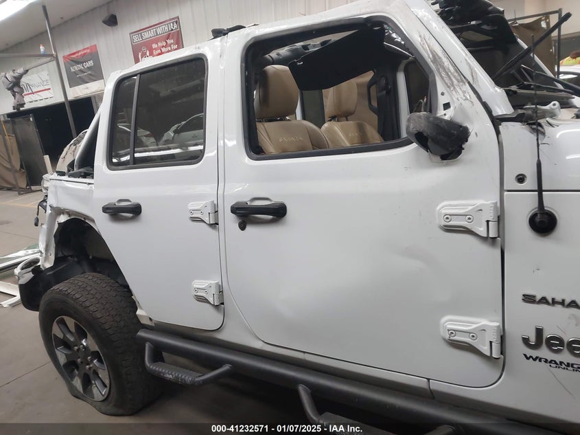 2018 JEEP WRANGLER UNLIMITED SAHARA 4X4 - 1C4HJXEG9JW209167