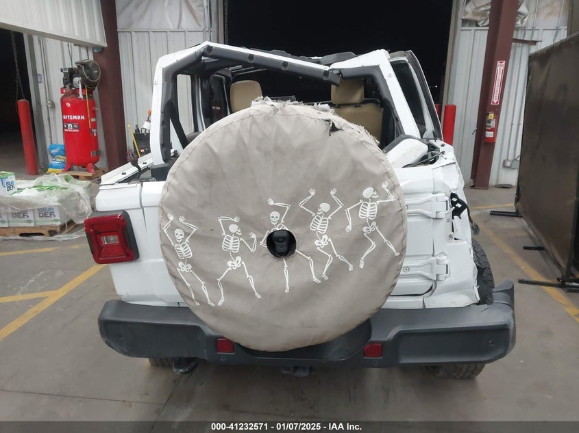 2018 JEEP WRANGLER UNLIMITED SAHARA 4X4 - 1C4HJXEG9JW209167