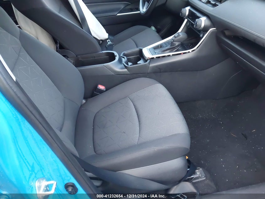 2021 TOYOTA RAV4 XLE/XLE PREMIUM - 2T3P1RFV6MW161960