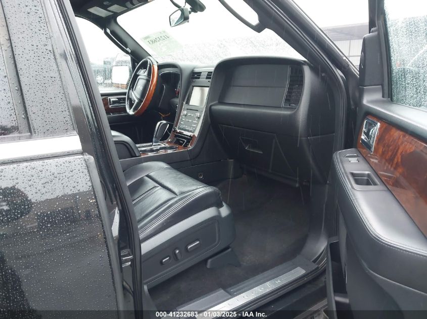 VIN 5LMJJ3JT3FEJ12100 2015 Lincoln Navigator, L no.5