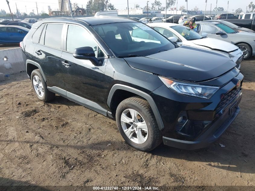 VIN 2T3P1RFV3MC141375 2021 TOYOTA RAV4 no.1