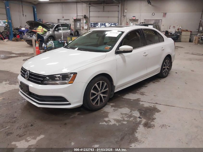 VIN 3VWDB7AJ4HM226446 2017 VOLKSWAGEN JETTA no.2