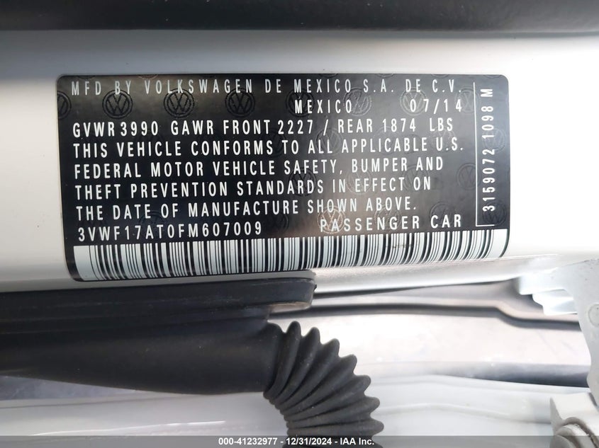 2015 VOLKSWAGEN BEETLE 1.8T CLASSIC - 3VWF17AT0FM607009