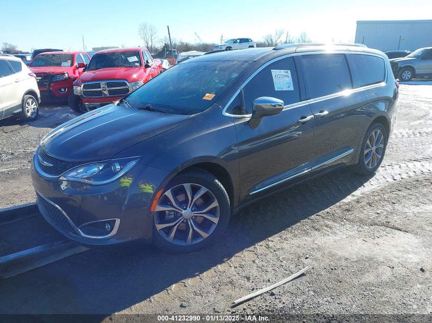 Vin: 2c4rc1gg3jr186888, lot: 41723312, chrysler pacifica limited 20182