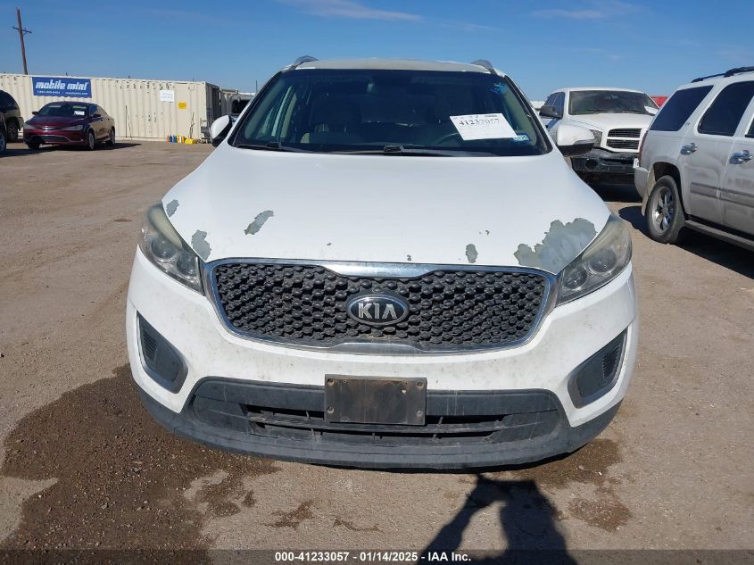 VIN 5XYPG4A55GG009602 2016 KIA Sorento, 3.3L Lx no.12