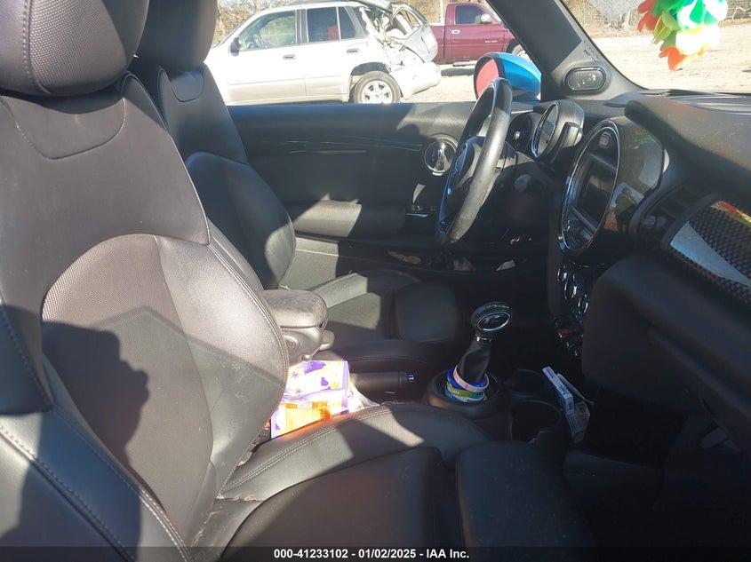 2018 MINI CONVERTIBLE COOPER S - WMWWG9C50J3E39183