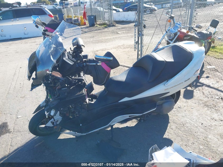 2011 SUZUKI AN400 A - JS1CK44B0B2100899