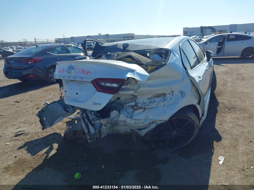 2021 TOYOTA CAMRY VIN: 4T1K61AK0MU584729