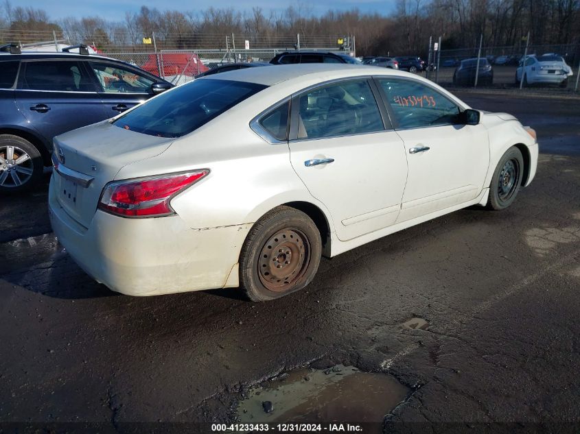 VIN 1N4AL3AP9FC583111 2015 NISSAN ALTIMA no.4