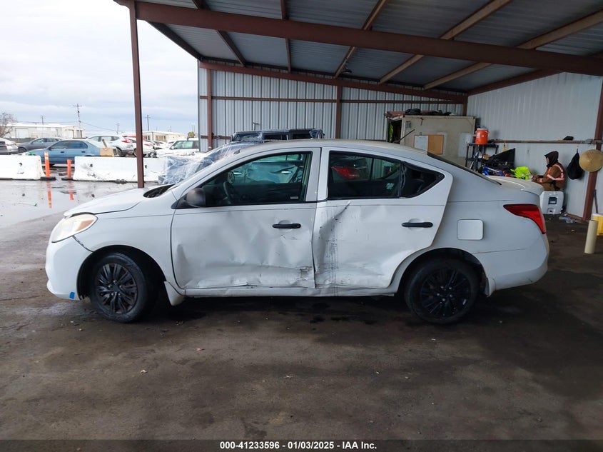 2013 Nissan Versa 1.6 S+ VIN: 3N1CN7AP0DL893463 Lot: 41233596