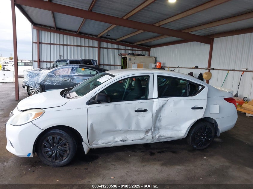2013 Nissan Versa 1.6 S+ VIN: 3N1CN7AP0DL893463 Lot: 41233596