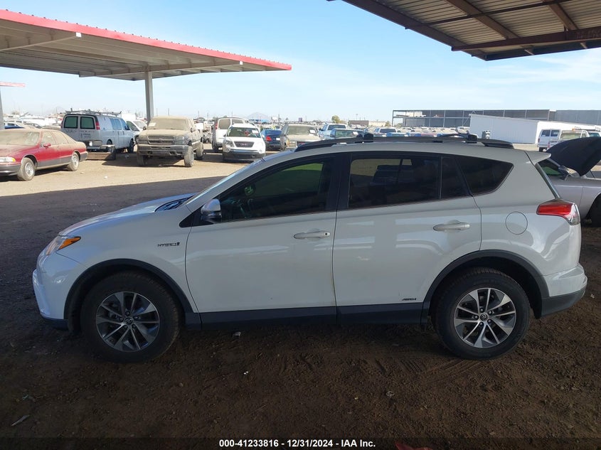 2018 TOYOTA RAV4 HYBRID XLE - JTMRJREV1JD169130