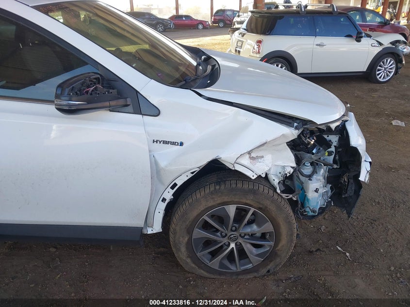 2018 TOYOTA RAV4 HYBRID XLE - JTMRJREV1JD169130