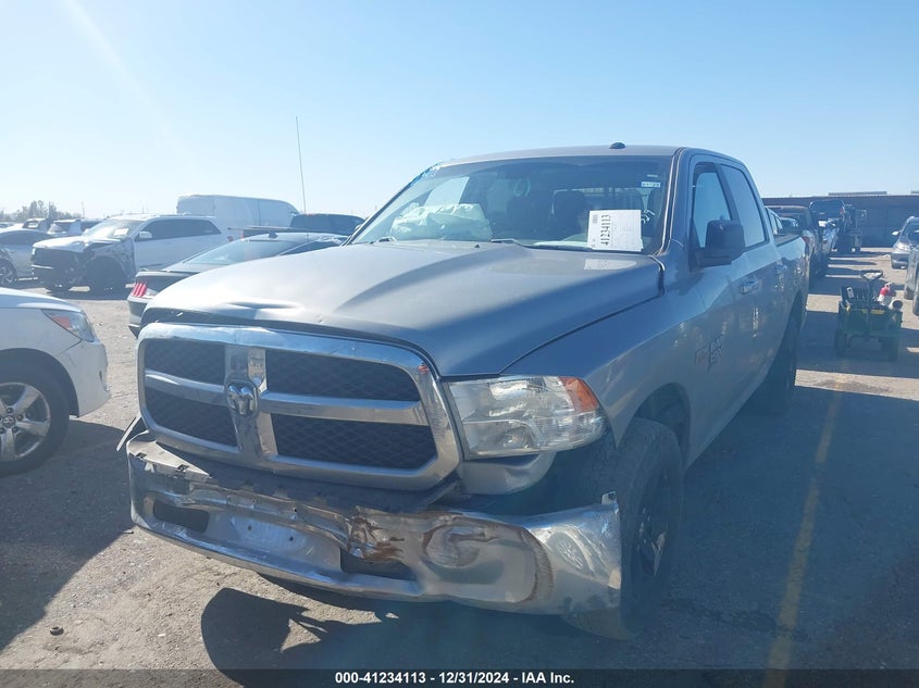 2019 RAM 1500 CLASSIC VIN: 3C6RR7LT0KG695985