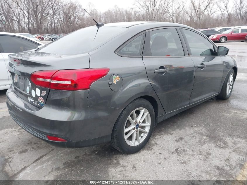 VIN 1FADP3F20GL405104 2016 Ford Focus, SE no.4