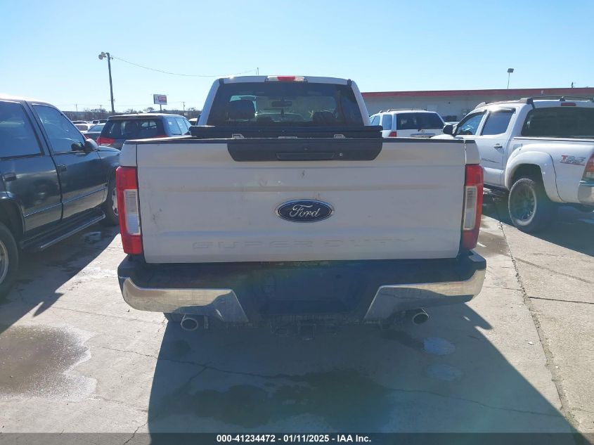 VIN 1FTBF2A61JEC06888 2018 FORD F-250 no.16