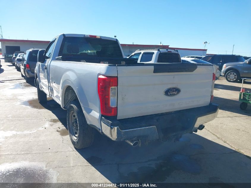 VIN 1FTBF2A61JEC06888 2018 FORD F-250 no.3