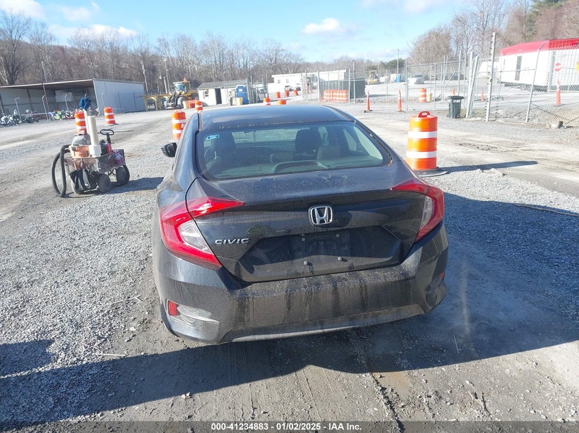 2017 HONDA CIVIC VIN: 2HGFC2F55HH538928