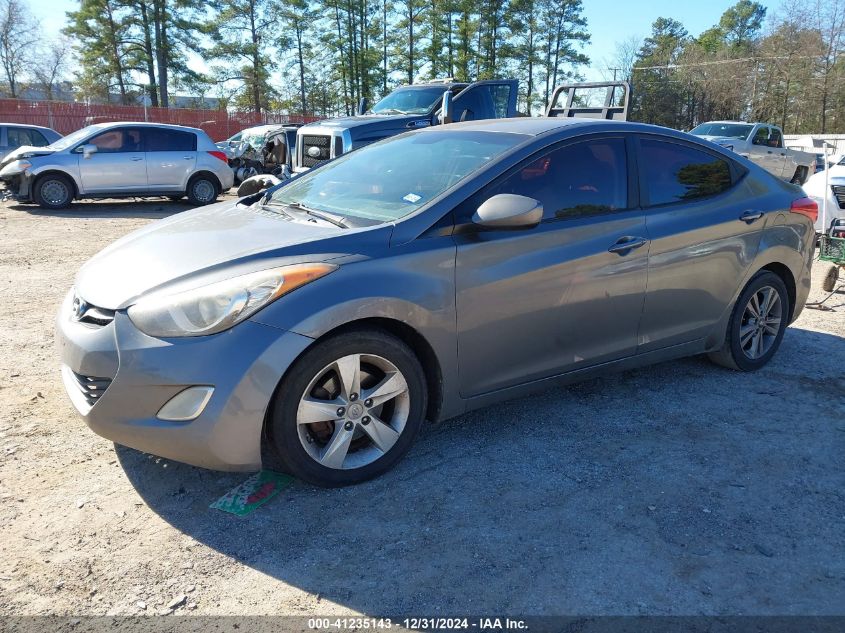 VIN 5NPDH4AE0DH180651 2013 Hyundai Elantra, Gls no.2