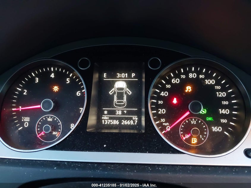 2009 VOLKSWAGEN PASSAT VIN: WVWXK73C49E137465