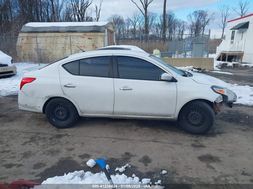 2019 NISSAN VERSA VIN: 3N1CN7AP4KL831920