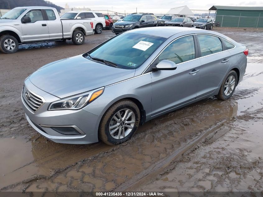 VIN 5NPE24AF1HH569416 2017 Hyundai Sonata, SE no.2