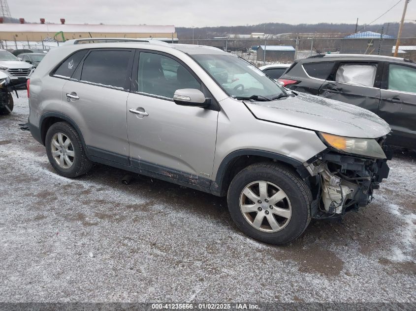 2013 KIA SORENTO LX V6 - 5XYKTDA28DG370152