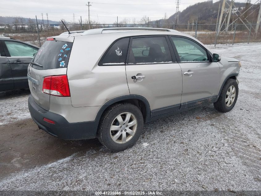 2013 KIA SORENTO LX V6 - 5XYKTDA28DG370152