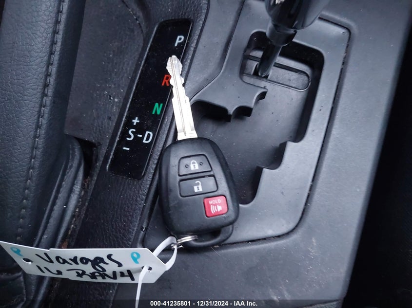 2016 TOYOTA RAV4 LE - 2T3BFREV2GW525485