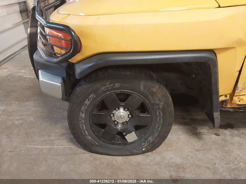 2007 TOYOTA FJ CRUISER VIN: JTEBU11F270018978