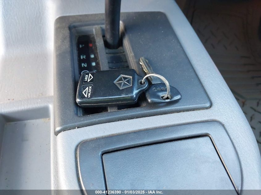 1998 Jeep Cherokee VIN: 1JFT68S2WL141442 Lot: 41236390