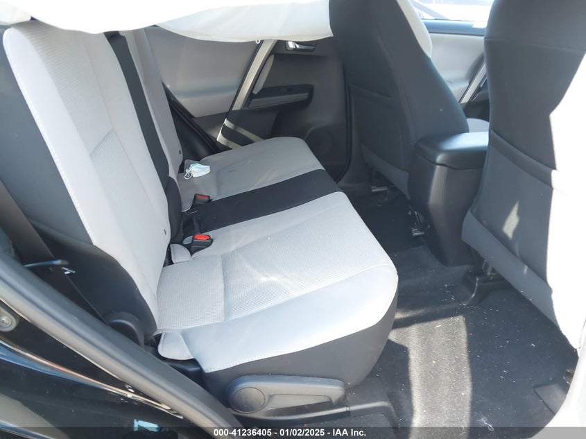 2018 TOYOTA RAV4 ADVENTURE/XLE - 2T3RFREV9JW724961