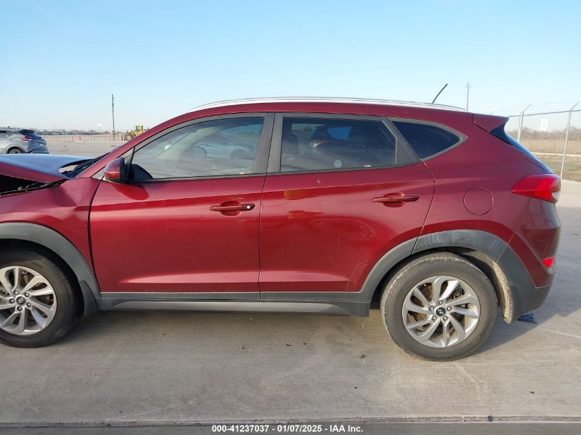 VIN KM8J33A4XGU202714 2016 Hyundai Tucson, SE no.14