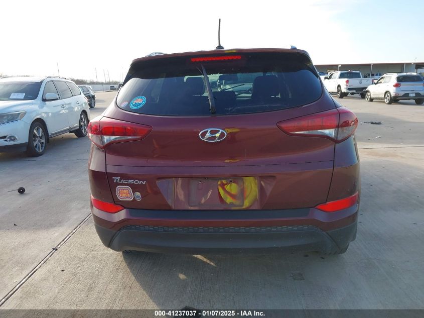 VIN KM8J33A4XGU202714 2016 Hyundai Tucson, SE no.16