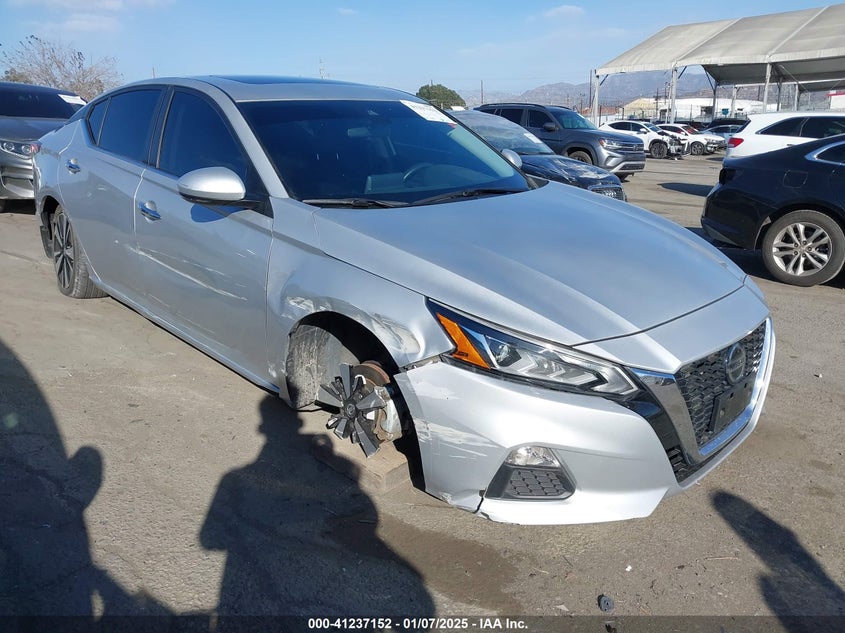 NISSAN ALTIMA SV FWD 2021