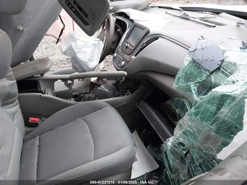 2018 CHEVROLET MALIBU LT - 1G1ZD5ST6JF150136