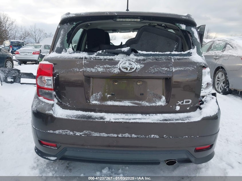 2011 TOYOTA SCION XD VIN: JTKKU4B4XB1008990