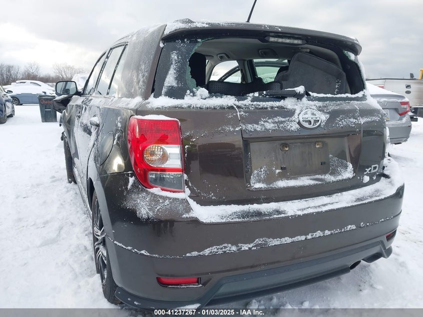 2011 TOYOTA SCION XD VIN: JTKKU4B4XB1008990