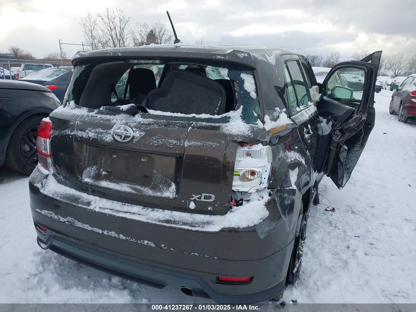 2011 TOYOTA SCION XD VIN: JTKKU4B4XB1008990