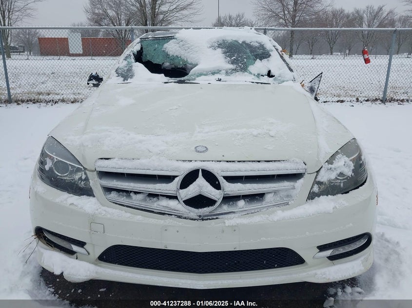 2011 MERCEDES-BENZ C VIN: WDDGF8BB4BR181697