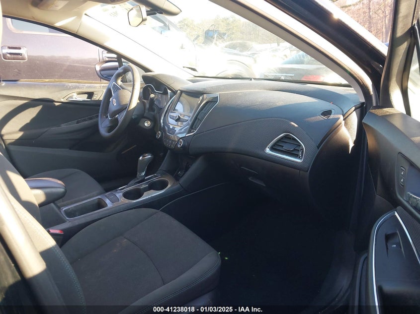 2016 CHEVROLET CRUZE VIN: 1G1BE5SM8G7320555