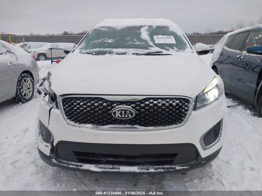 2016 KIA SORENTO VIN: 5XYPGDA36GG165811