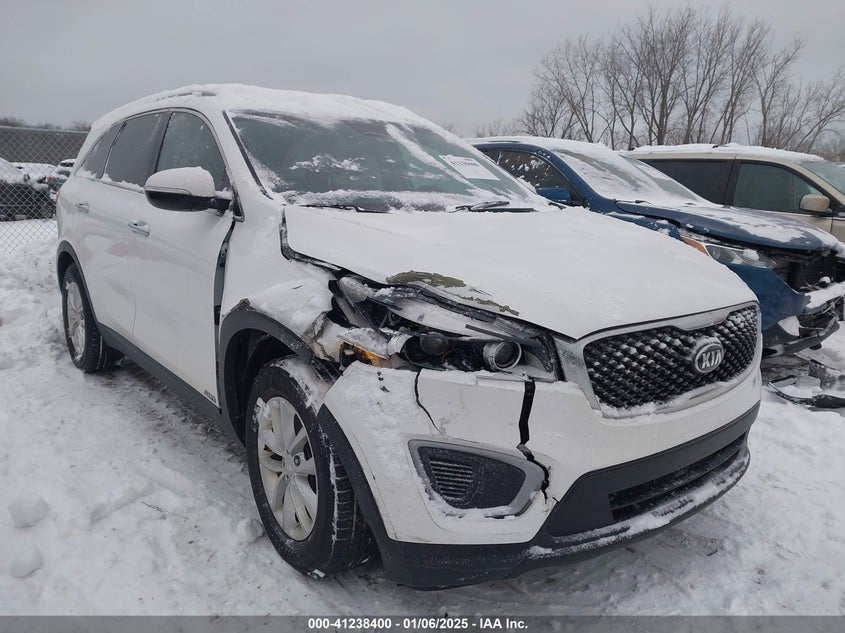 2016 KIA SORENTO VIN: 5XYPGDA36GG165811
