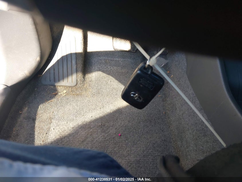 2011 TOYOTA PRIUS VIN: JTDKN3DUXB1407703