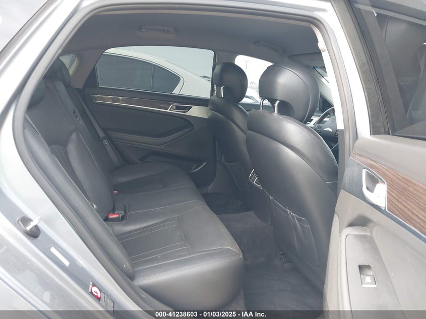 2016 HYUNDAI GENESIS VIN: KMHGN4JE1GU112337