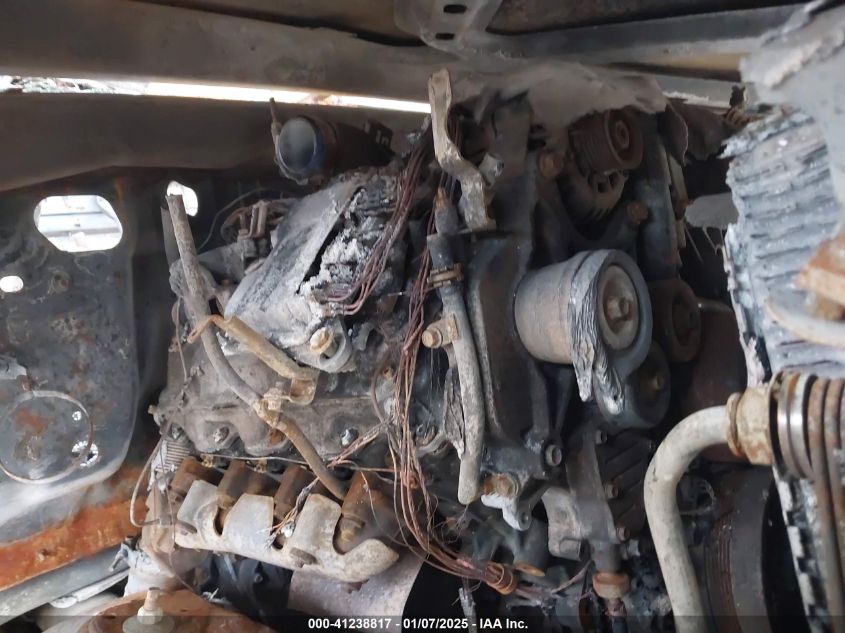 2004 Chevrolet Silverado Work Truck VIN: 1GCHK24134E16673 Lot: 41238817