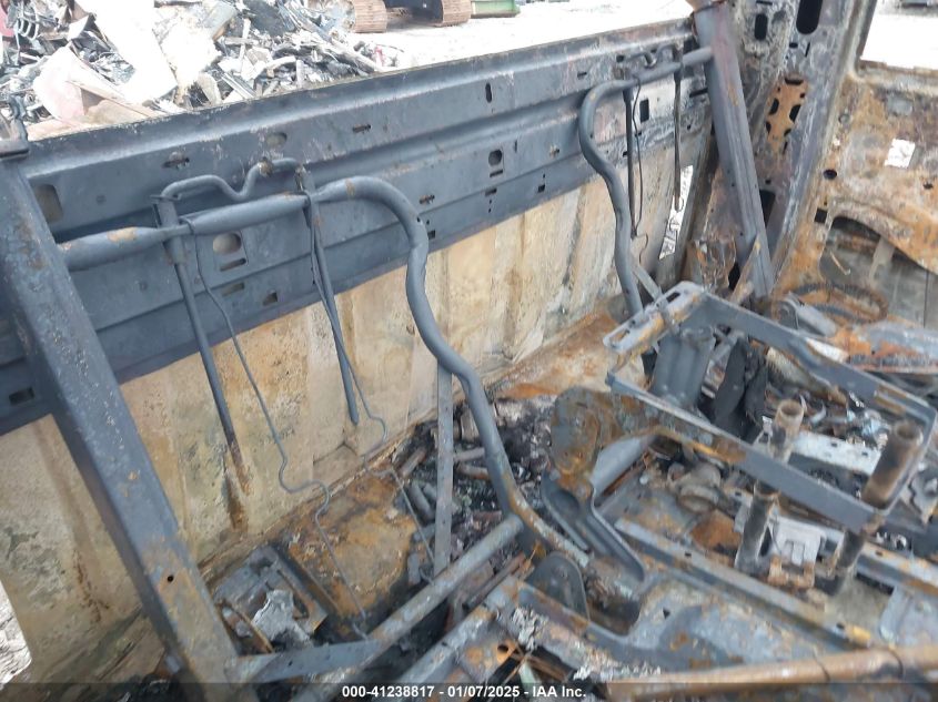 2004 Chevrolet Silverado Work Truck VIN: 1GCHK24134E16673 Lot: 41238817