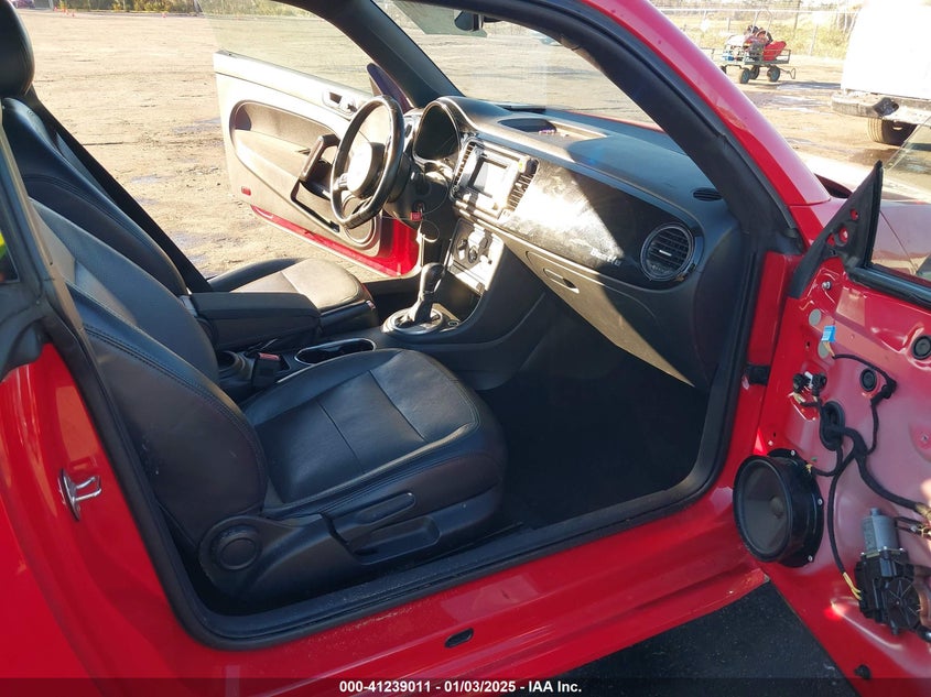 2017 VOLKSWAGEN BEETLE #PINKBEETLE/1.8T CLASSIC/1.8T S - 3VWF17AT8HM609304