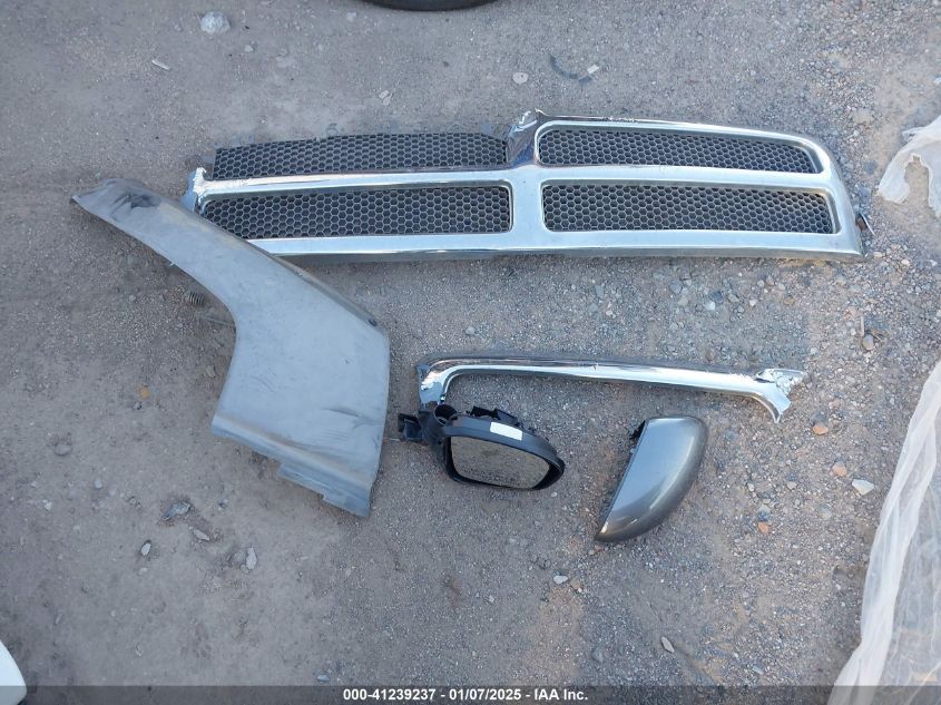 1999 Dodge Ram 1500 VIN: 3B78C12Y4XG190247 Lot: 41239237